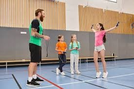 欧冠彩经：巴萨双杀 拜仁过关 国米大胜不易 巴黎不怵红军