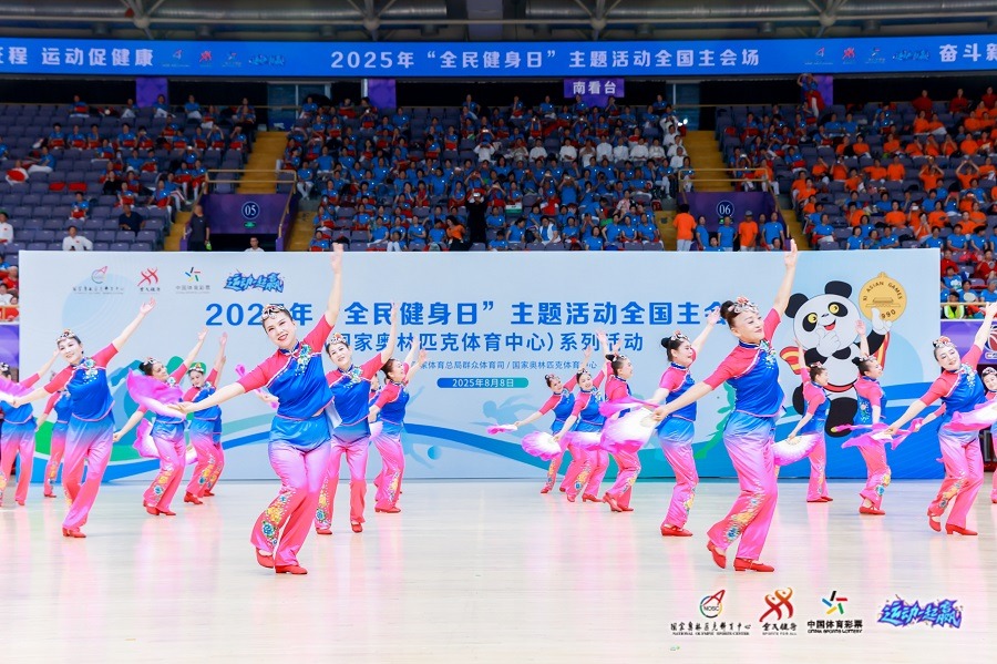 英超积分榜：曼城暂升二桑德兰仍高歌 纽卡超曼联红军